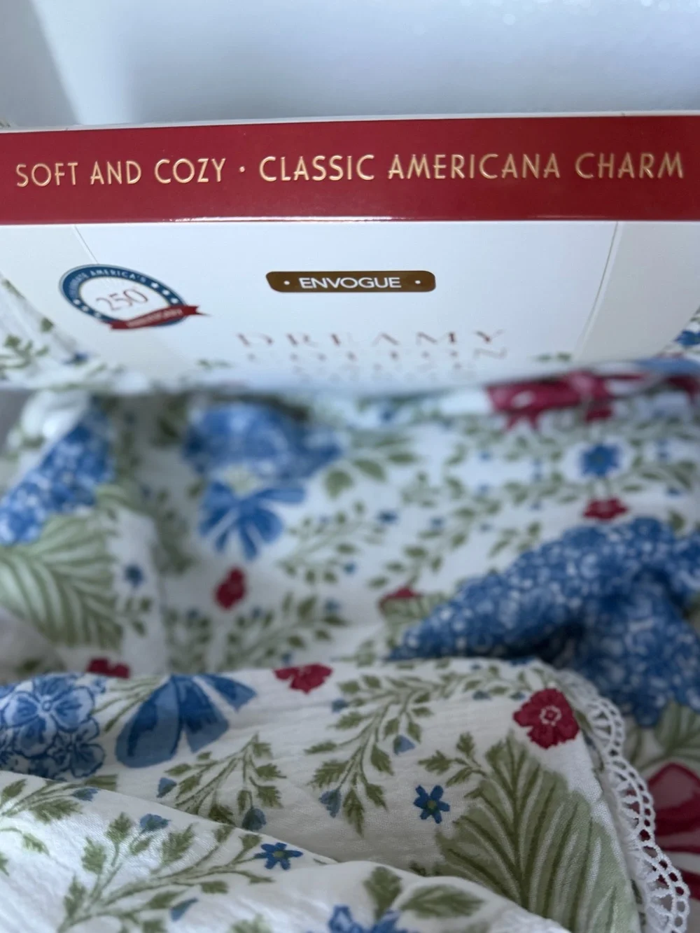 Envogue Reversible Cotton Gauze Throw Americana July Bows Floral Red White Blue